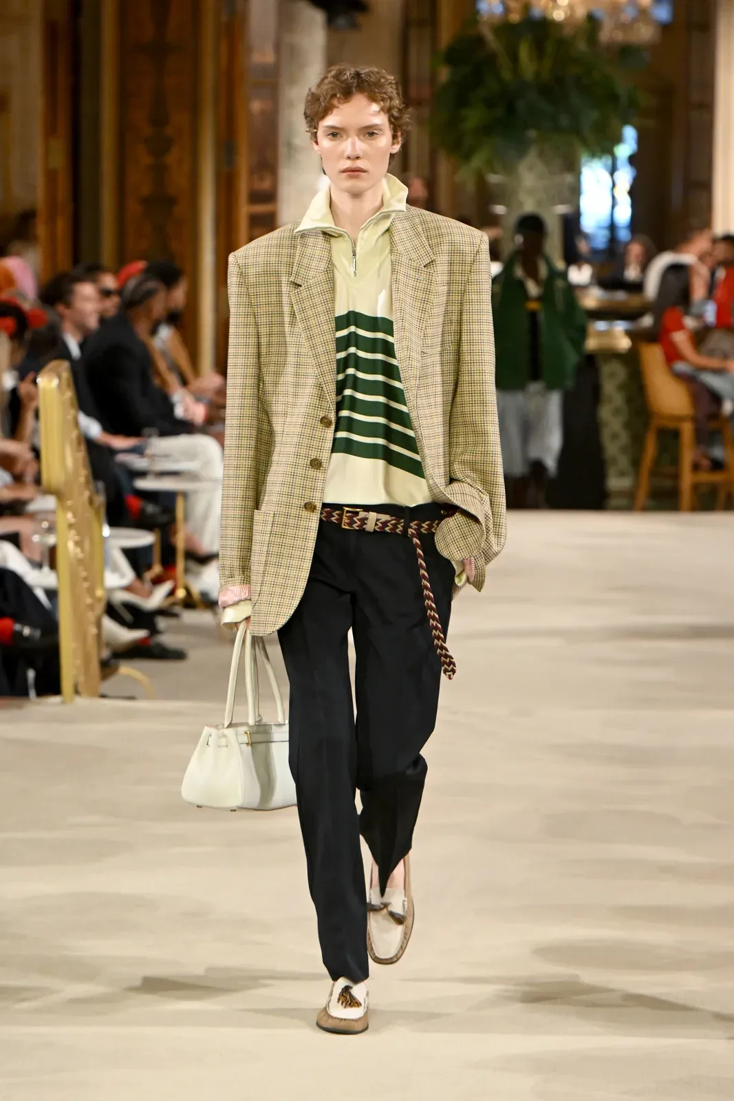 metal-tommy-hilfiger-spring-2027-23.webp