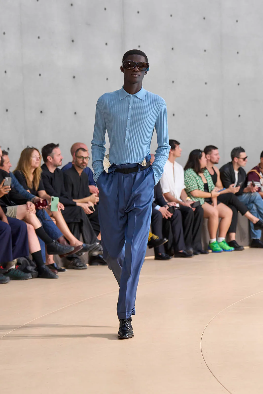 SAINT LAURENT_FASHION_SHOW_MEN_SUMMER26_RUNWAY_12