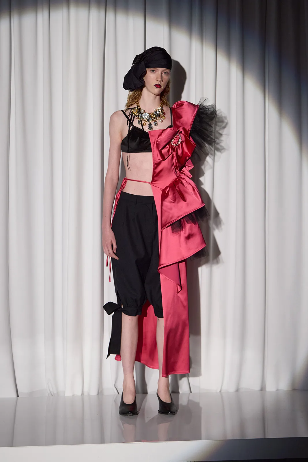 Vaquera_ss26_runway_14