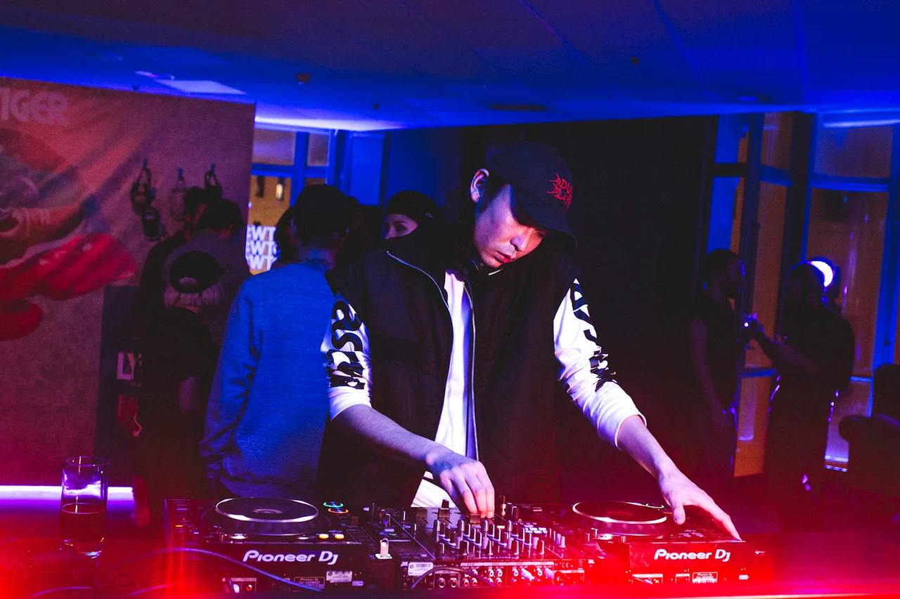 Dj Yyioy Asics Tiger Event Madrid38