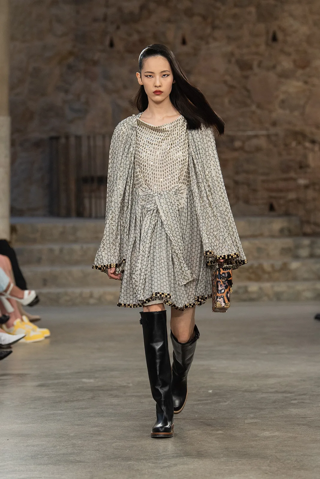 Louis-Vuitton_CR25_33