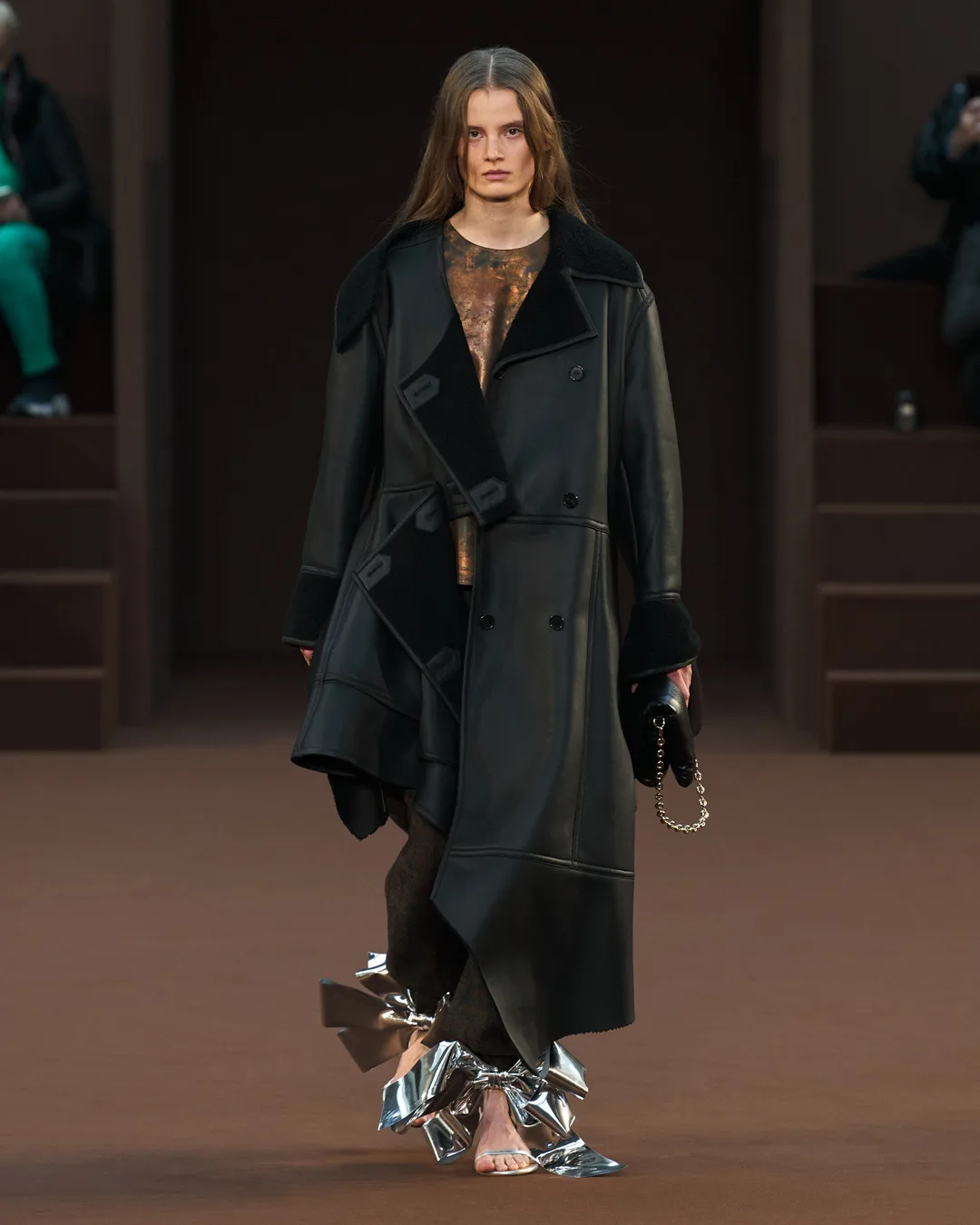 Loewe F W22 Metalmagazine 37