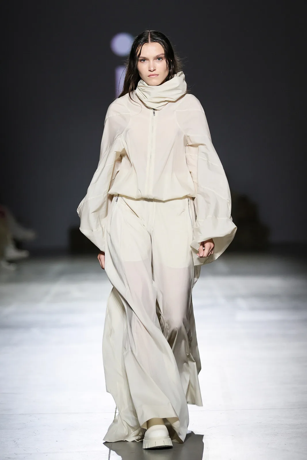 UFW_SS_25_ii_-catwalk_credits-Andriy-Sokolov-(0)