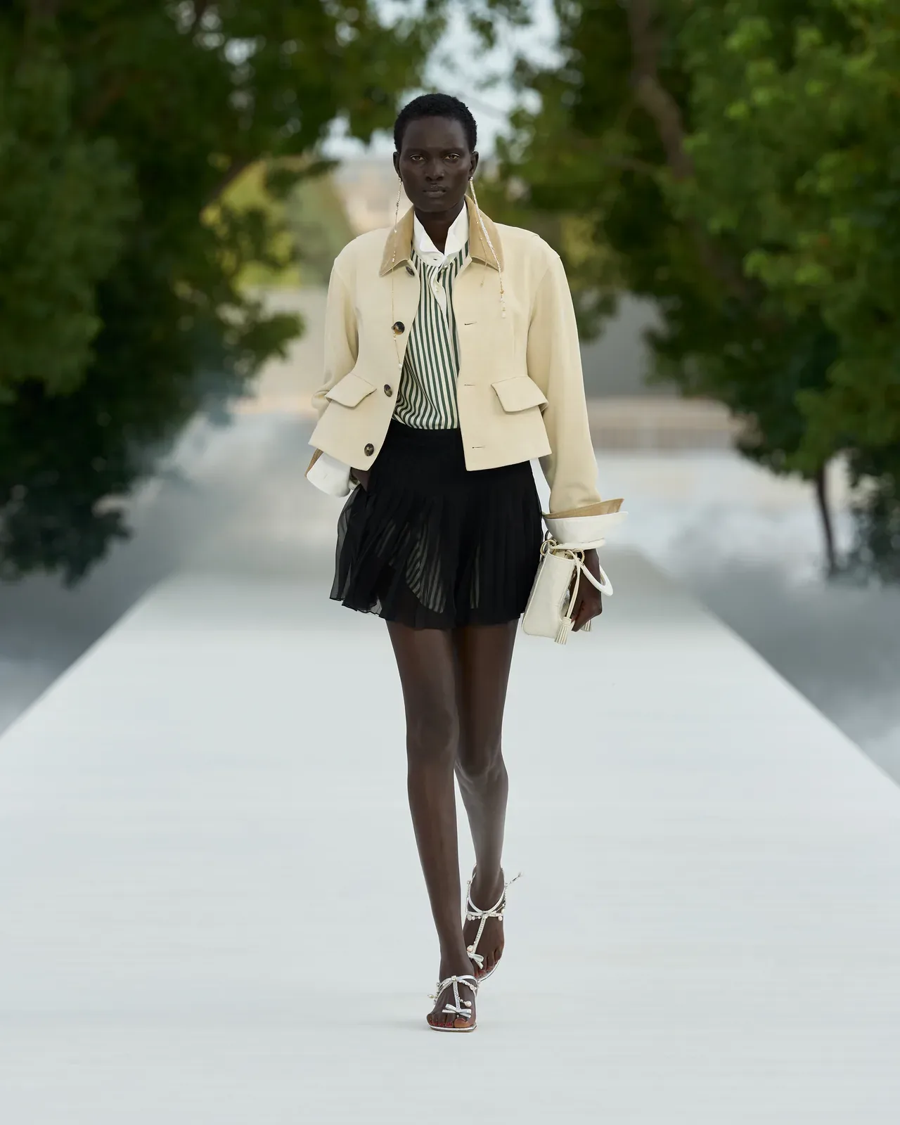 metal-dior-ss27-35.webp