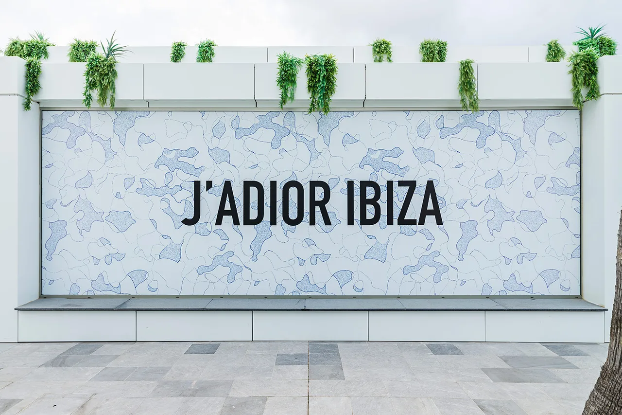 Dior 2020 POP up Store Ibiza Boutique Images ©kristen Pelou 4
