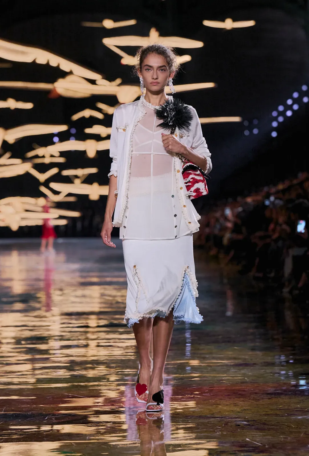 metal-chanel-ss27-18