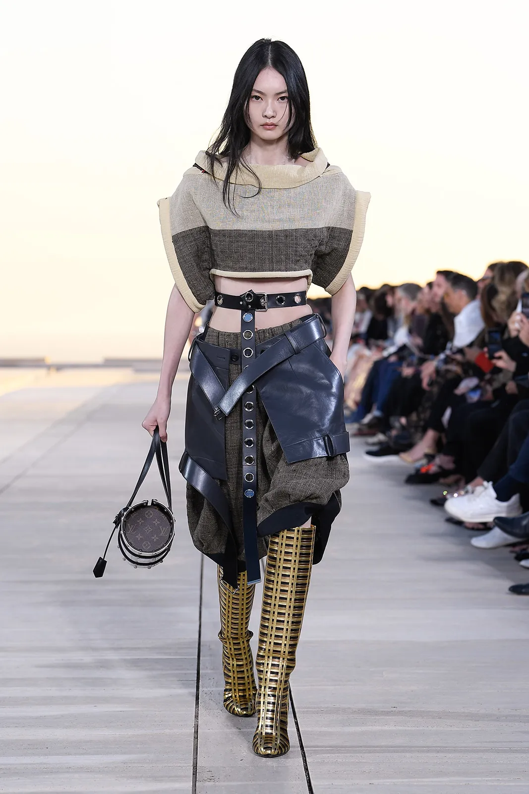 Louis Vuitton Cruise 2023 Metalmagazine 26