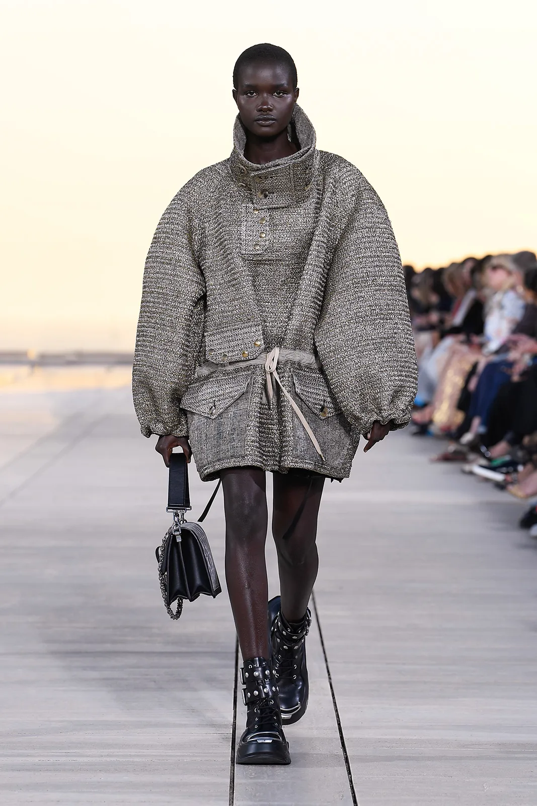 Louis Vuitton Cruise 2023 Metalmagazine 41