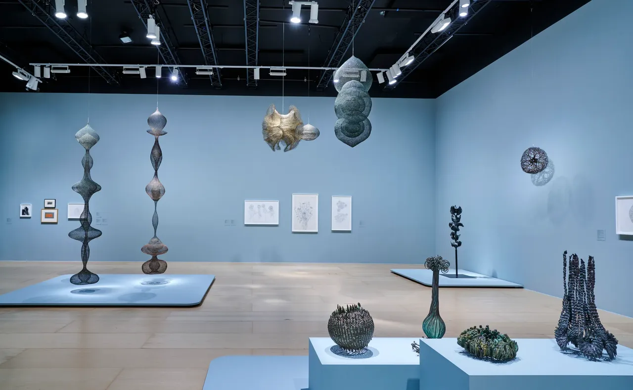 metal-ruth-asawa-10