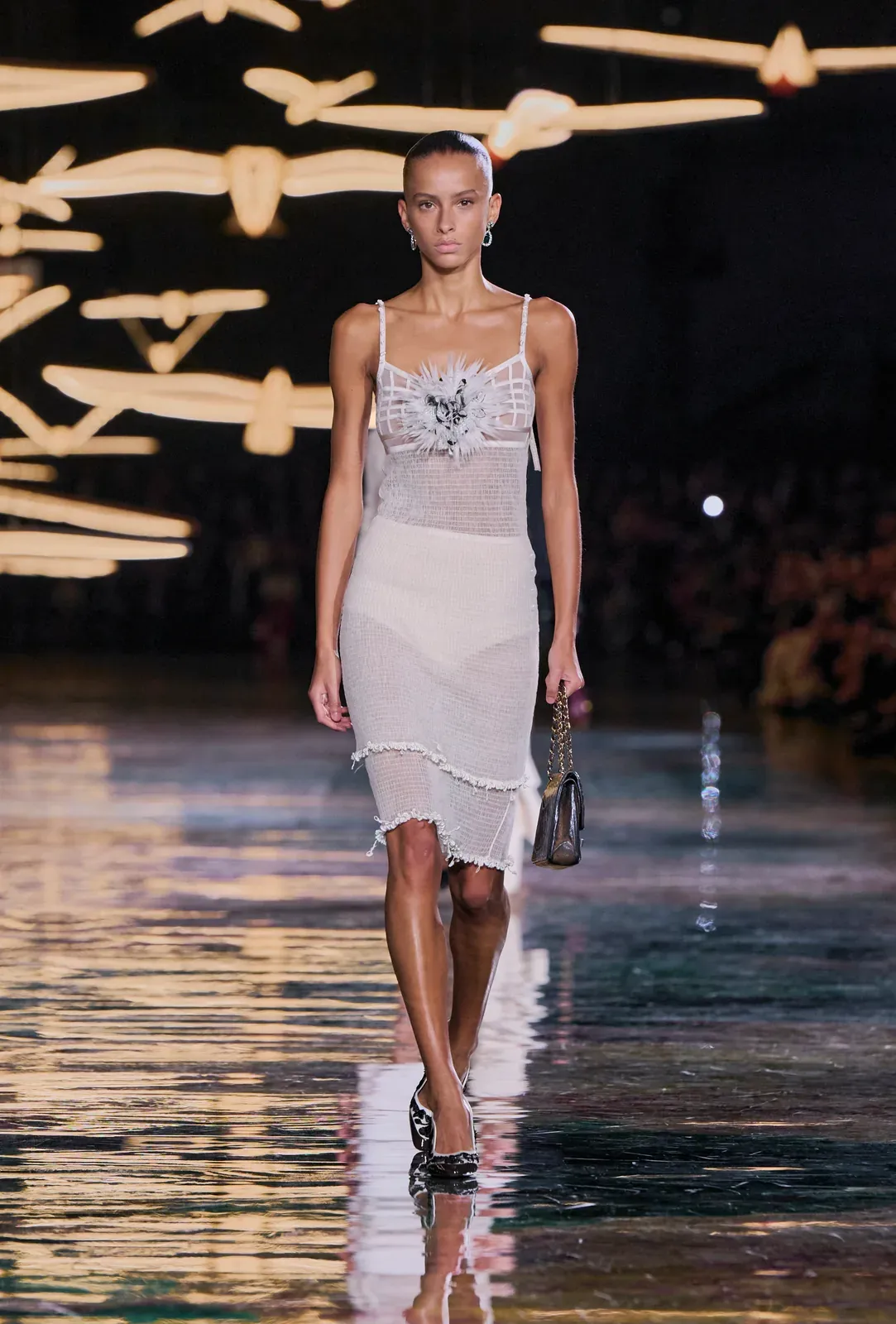 metal-chanel-ss27-03