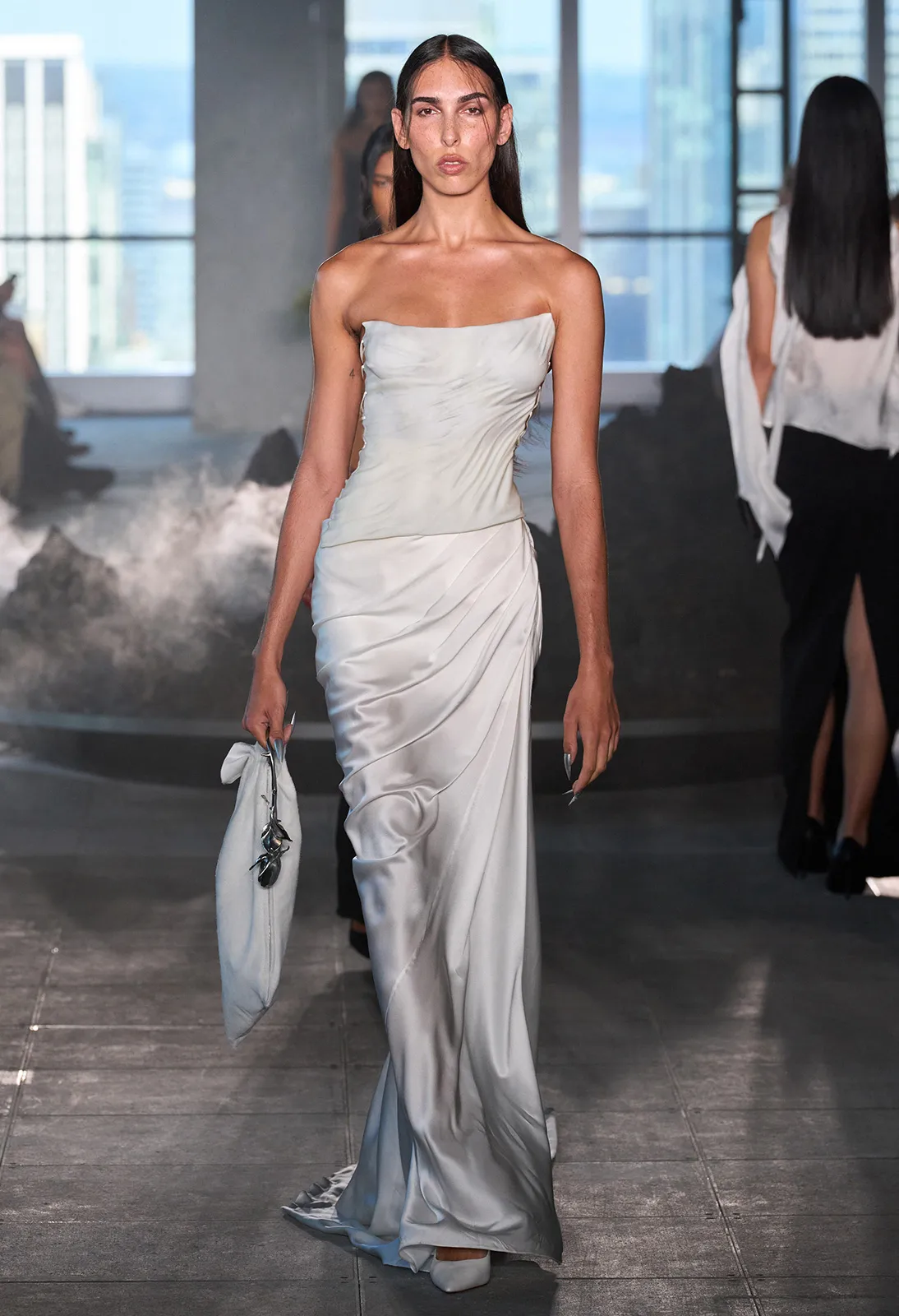 Runway-Lookbook-High-Res_Page_14