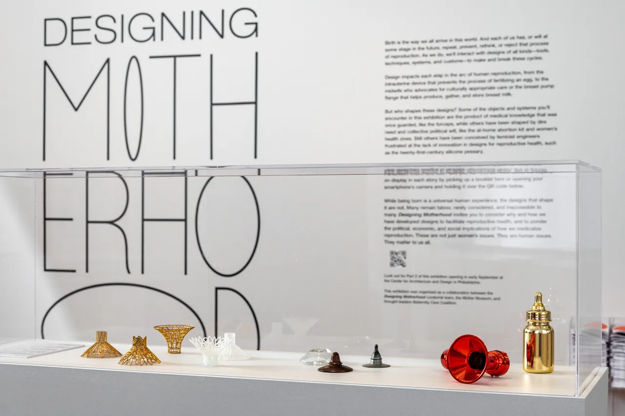 2021 Designing Motherhood Mutter Museum W 44