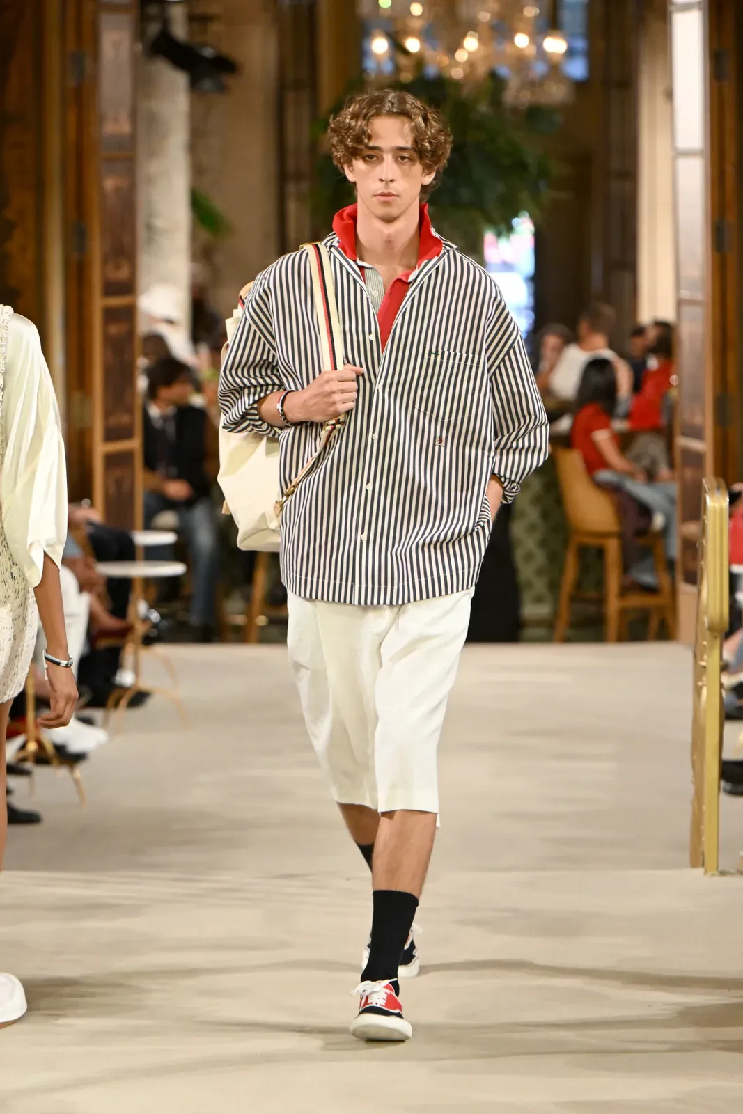 metal-tommy-hilfiger-spring-2027-38.webp