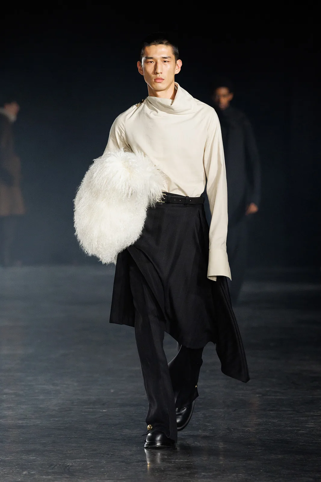 Egonlab_fw25_runway_press_look_005