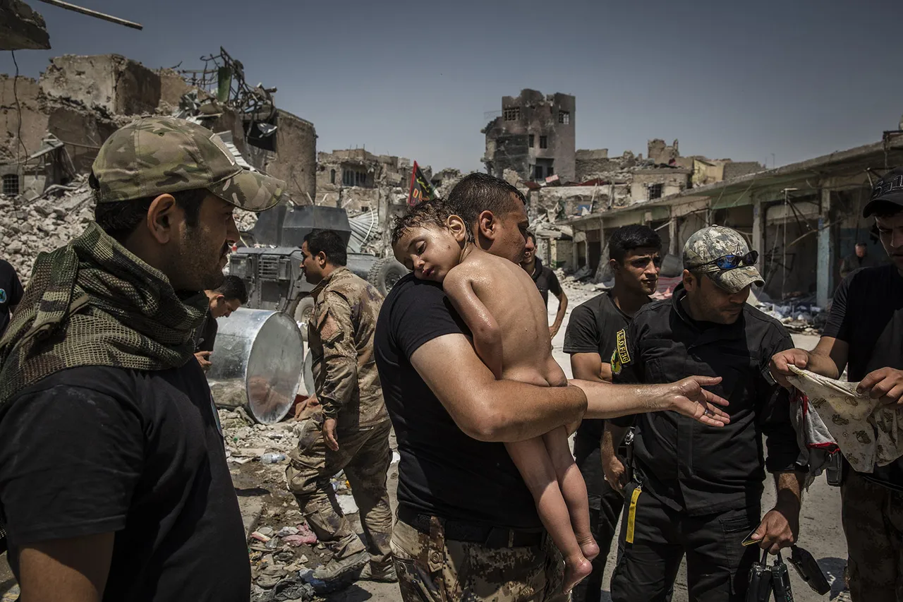 005 World Press Photo of the Year Nominee Ivor Prickett for the New York Times