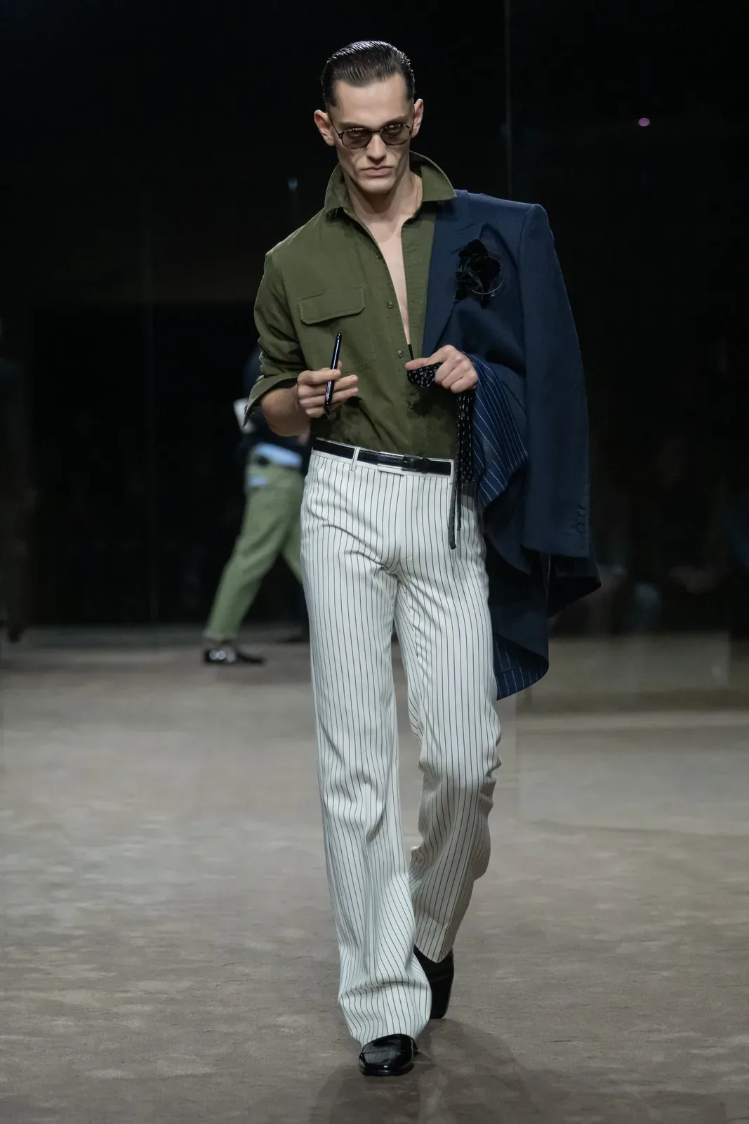 metal-tom-ford-ss27-13