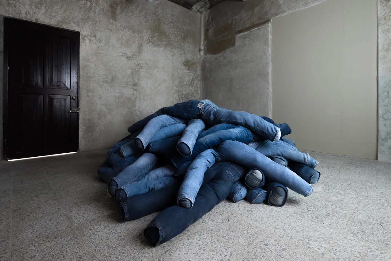 Ana Mendieta Metalmagazine 9