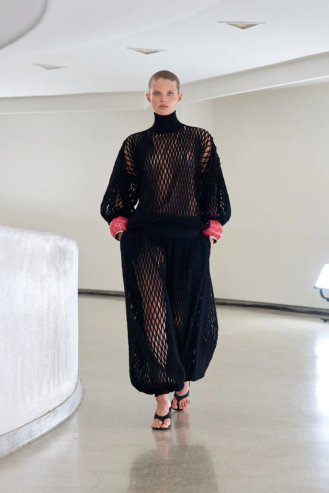 Alaia-WS25-look-front_28