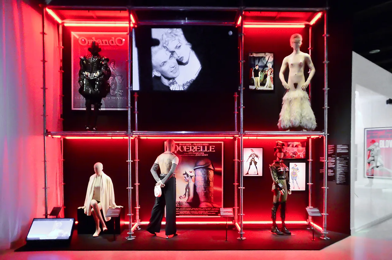 Metal Jean Paul Gaultier12