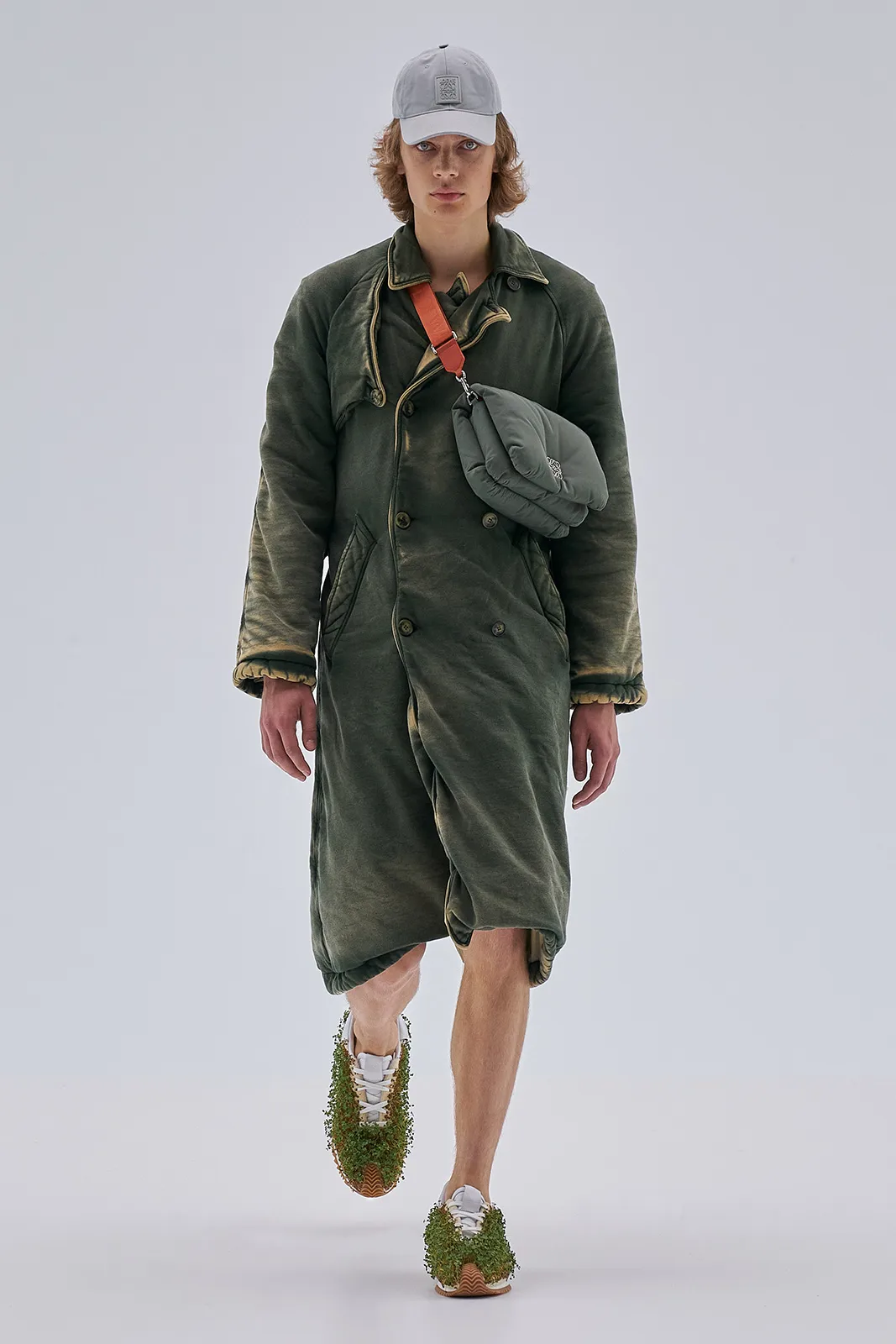 Loewe S S23 Mens Show Runway Look 47 Front Rgb Cropped 2x3 47