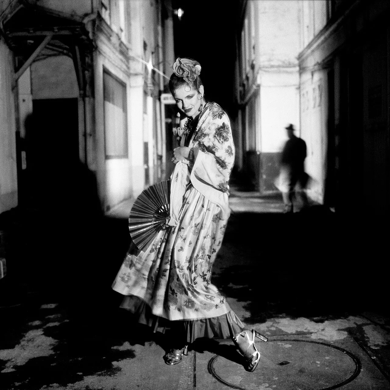 16_©-Gian-Paolo-Barbieri---Sue-Smithers-for-Yves-Saint-Laurent,-Vogue-France,-Paris,-1977--Courtesy-of-Fondazione-Gian-Paolo-Barbieri-�-29-ARTS-IN-PROGRESS-gallery-RGB