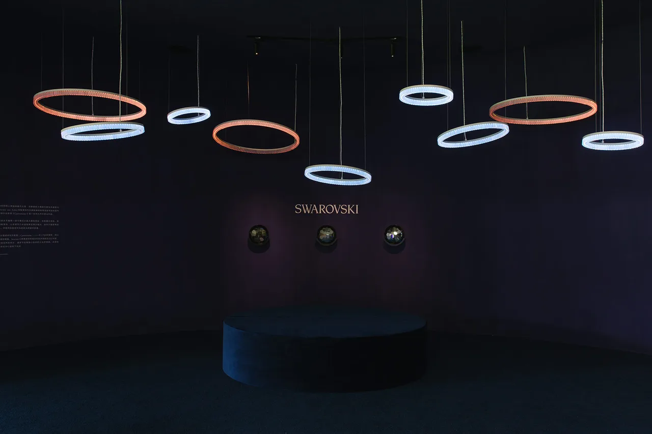 Cyanometer by Marjan Van Aubel at Art Central 2018   Image Credit Stanley Cheng