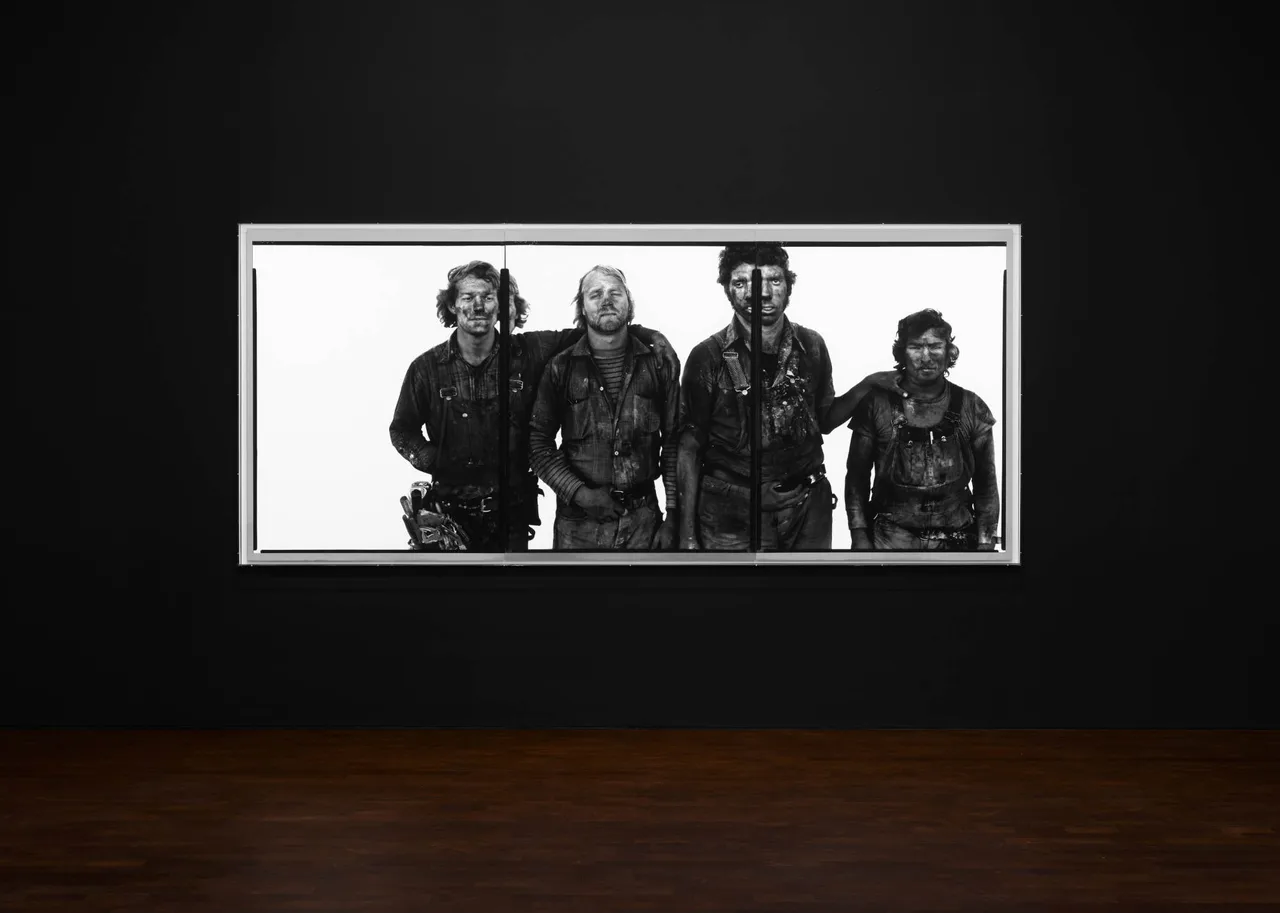 Richard Avedon – Facing West