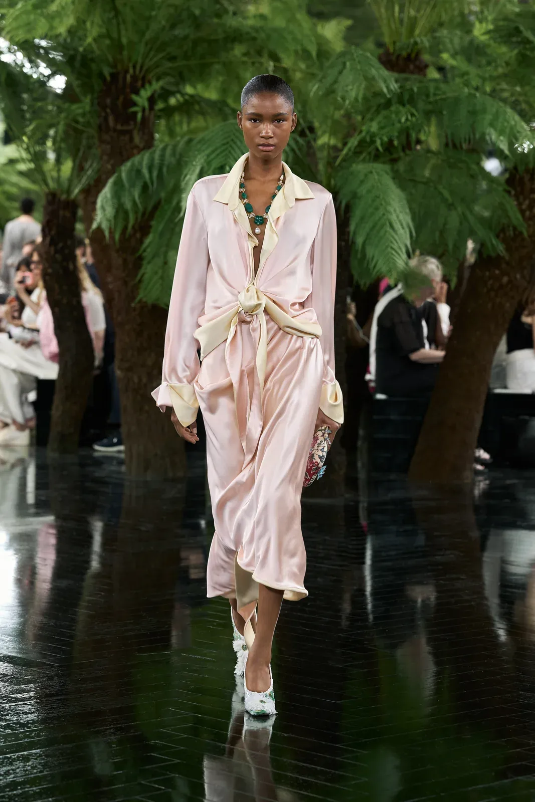 metal-dior-haute-couture-f-w-2026-10