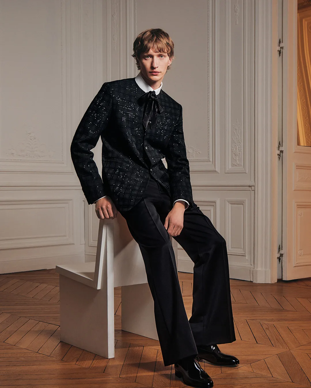 LOUIS-VUITTON-MENrsquo;S-NEW-FORMAL-FALL-WINTER-2025-LOOK-19