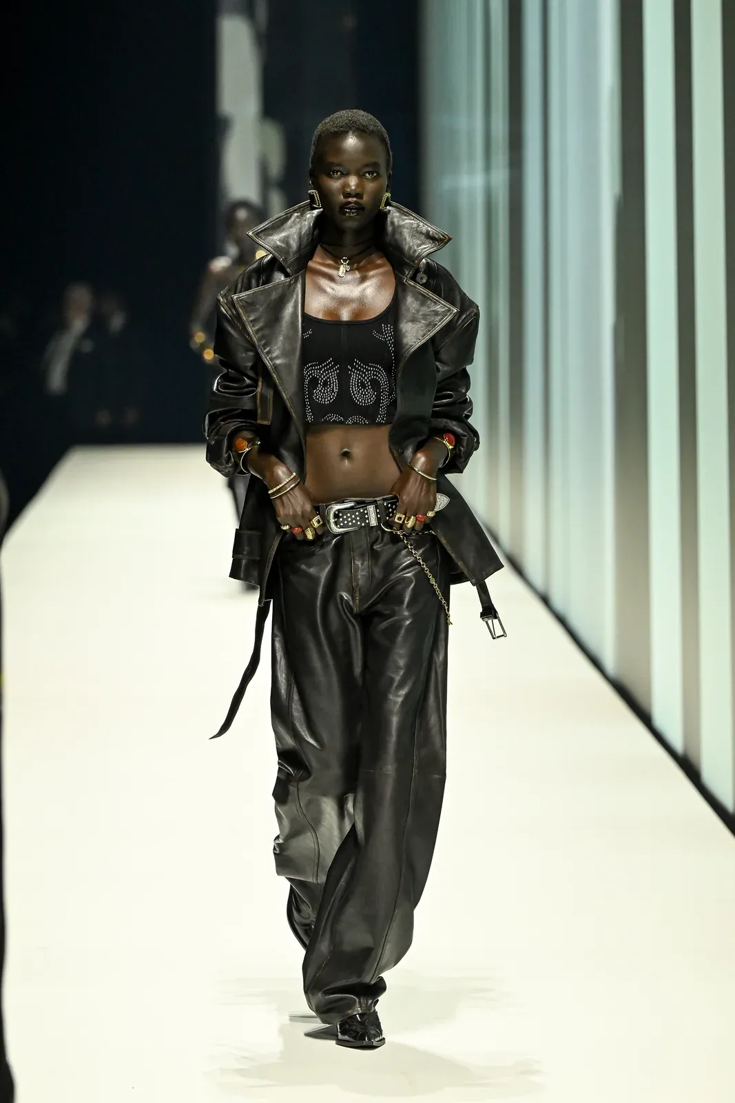 metal-hm-fw26-52.webp
