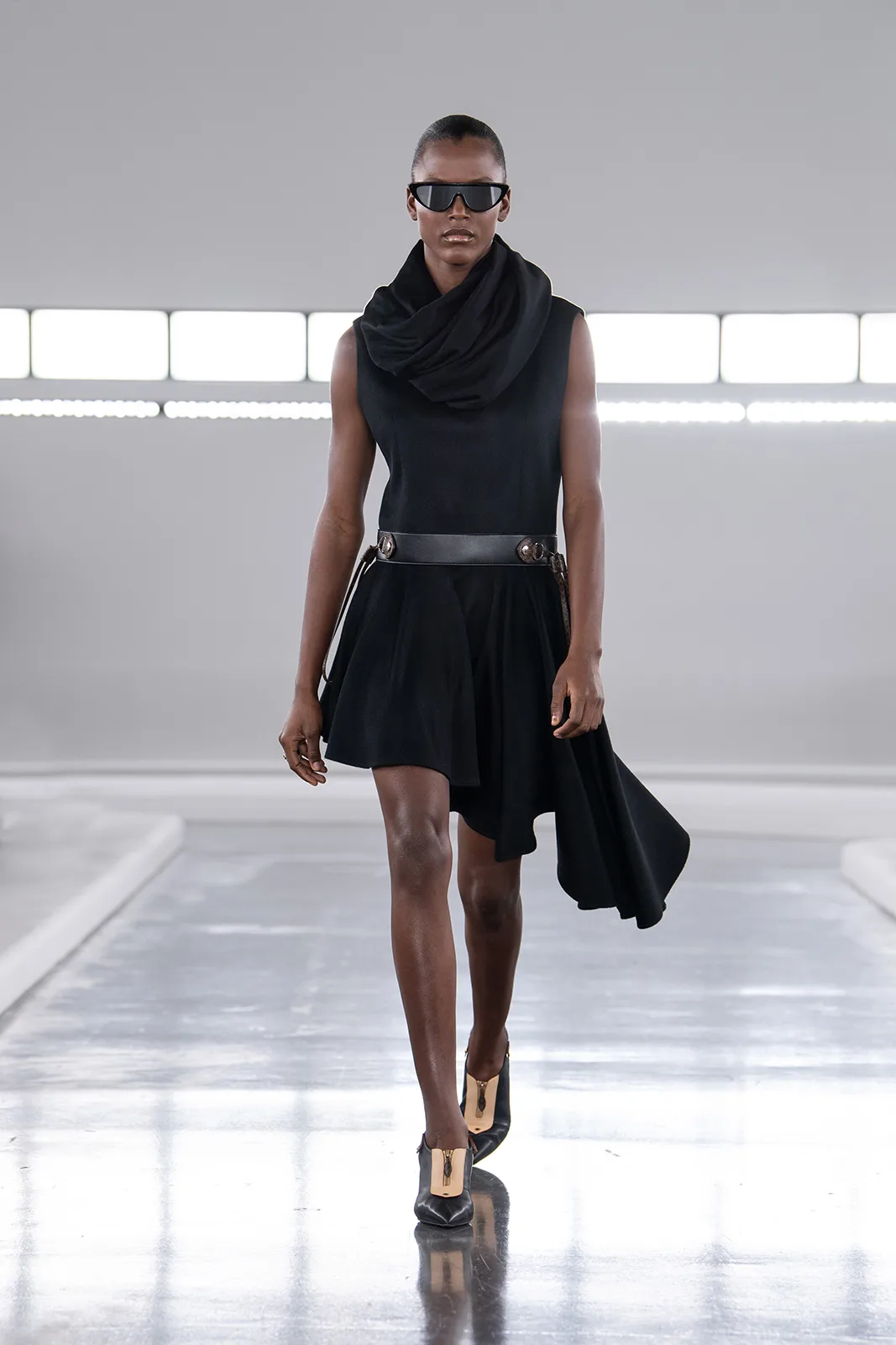 Louis_Vuitton_Women_s_Pre-Fall_2024_45