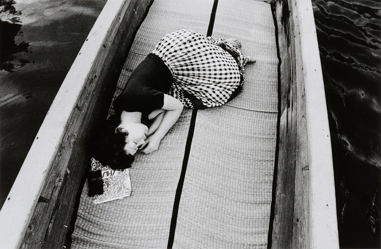 01 Araki Sentimental Journey.jpg