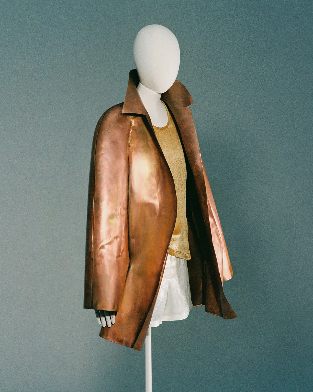 LOEWE_2024_SHANGHAI_EXHIBITION_1