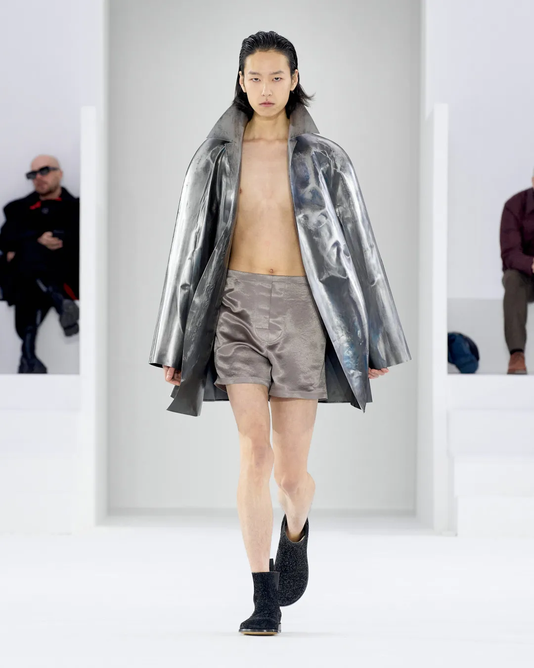 Loewe F W 2023 Metalmagazine 27
