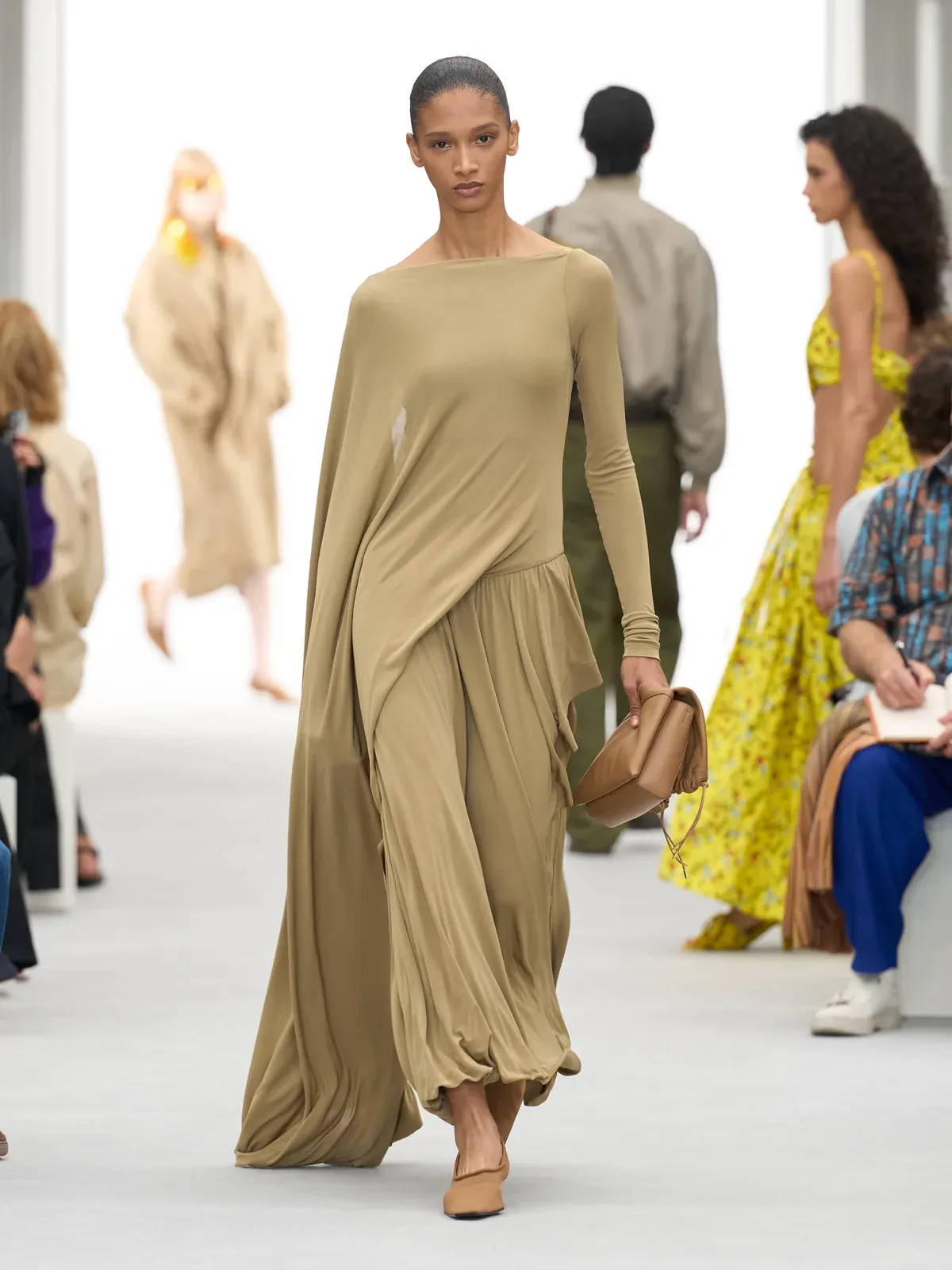 metal-loewe-ss27-18