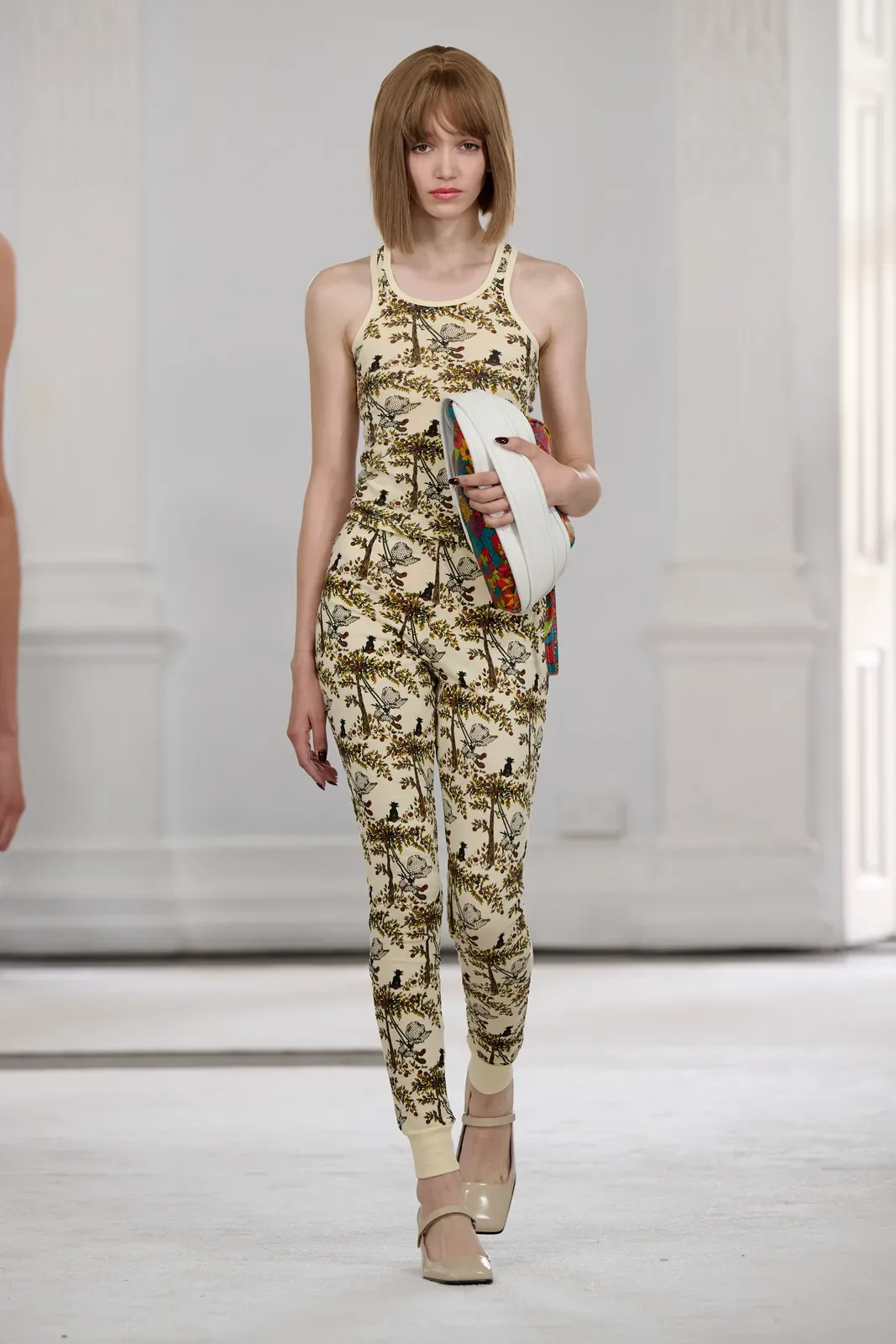 metal-london-fashion-week-ss27-ashley-williams-08