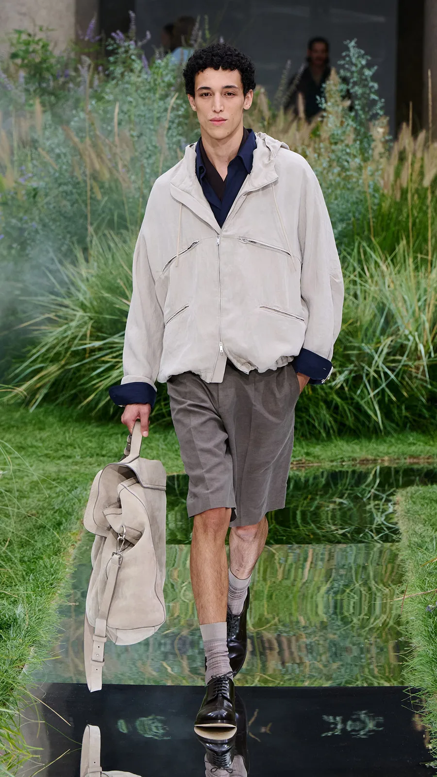 BOSS_SHOW_SPRING_SUMMER_2025_MILAN_9X16_Look_26__image-mid-res