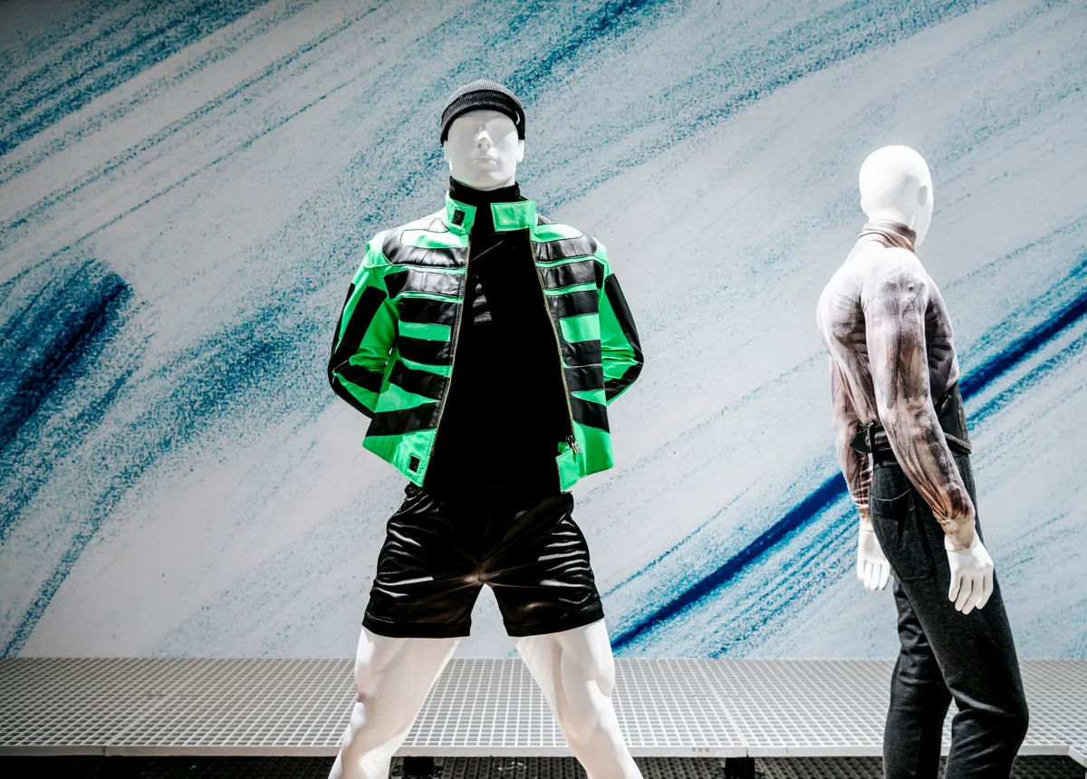 Activewear Metalmagazine 9
