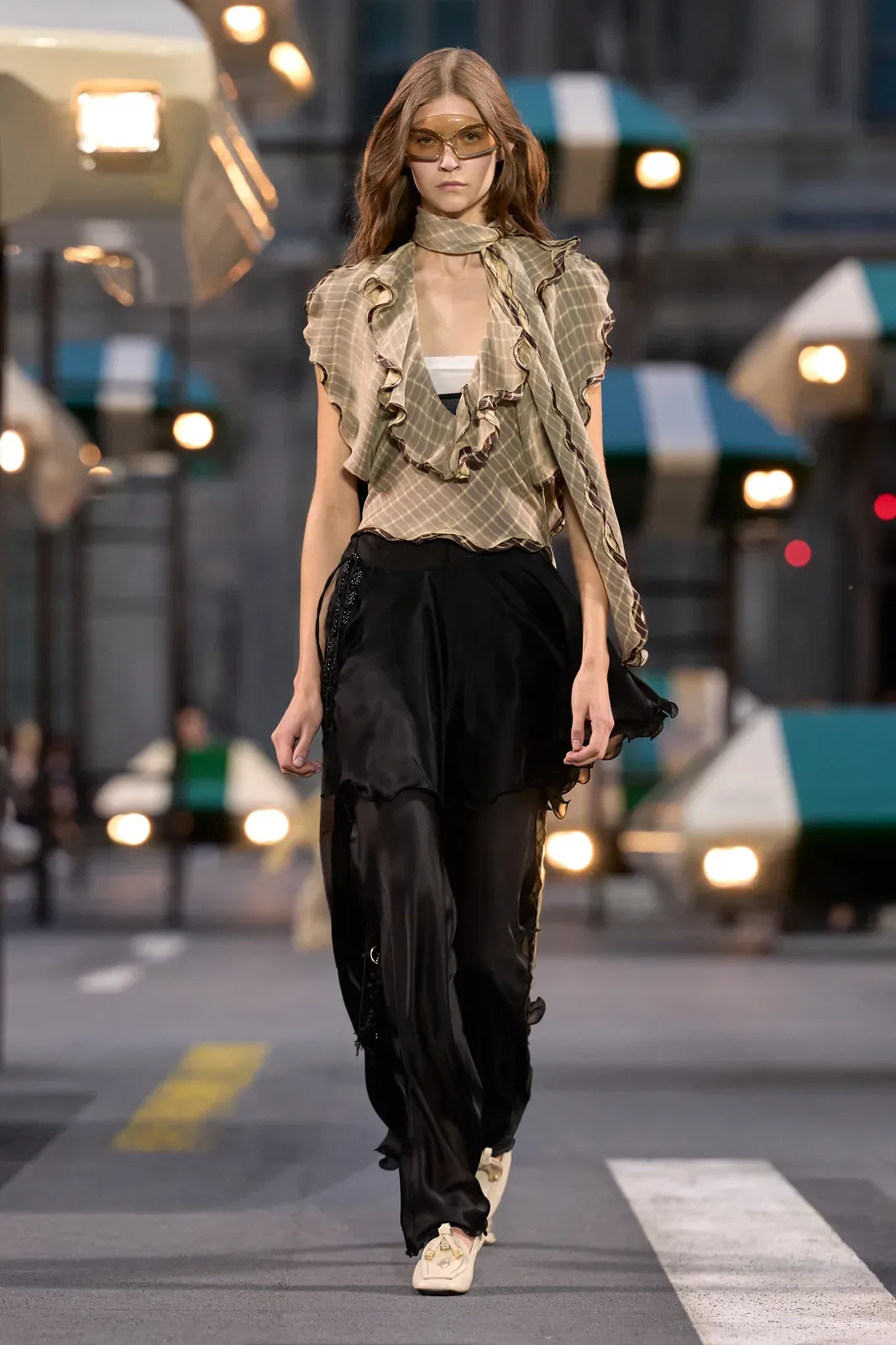 metal-louis-vuitton-ss27-27