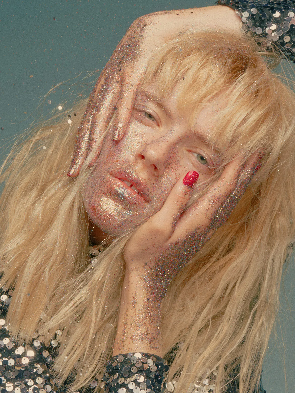 Willand Joan Metalmagazine 4.jpg