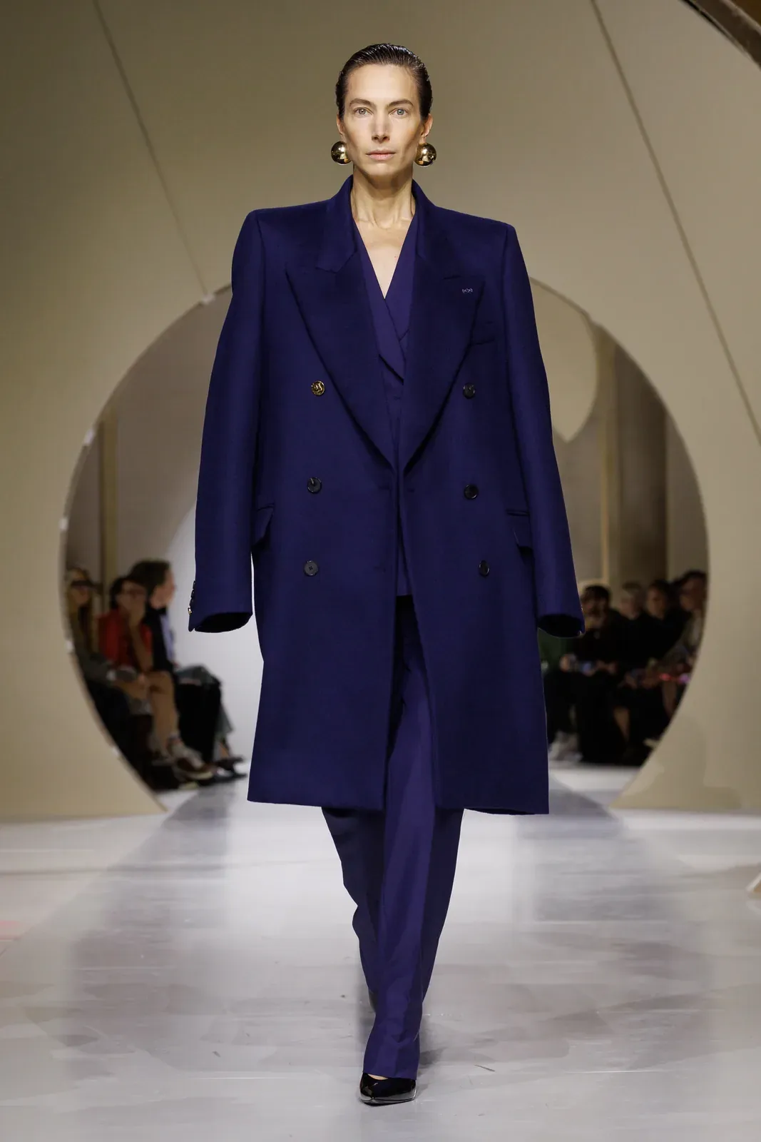 metal-givenchy-ss27-16