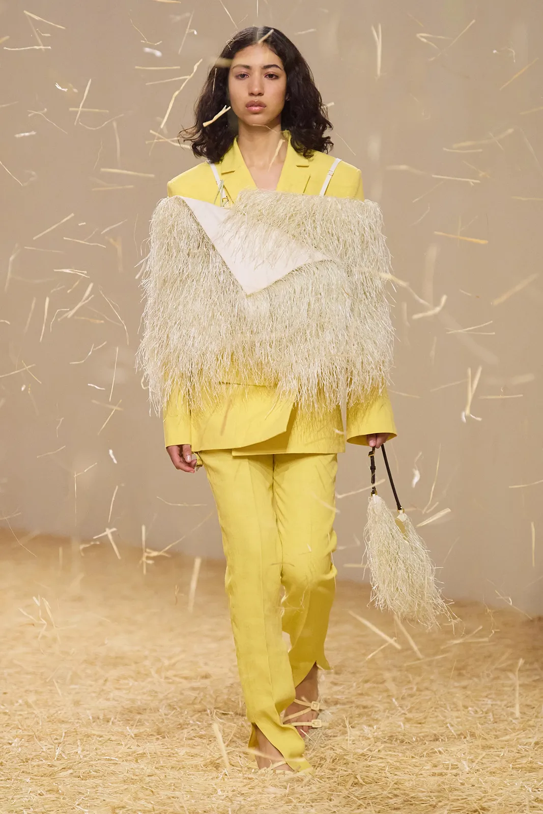 00047 Jacquemus Spring 2023 Ready to Wear Credit Gorunway