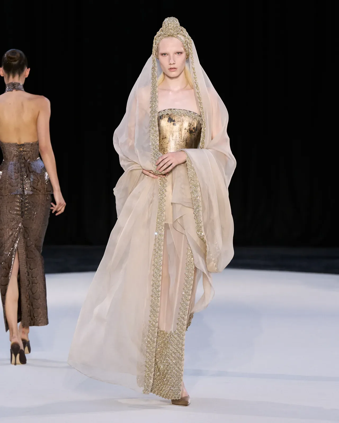 metal-ashi-studio-25