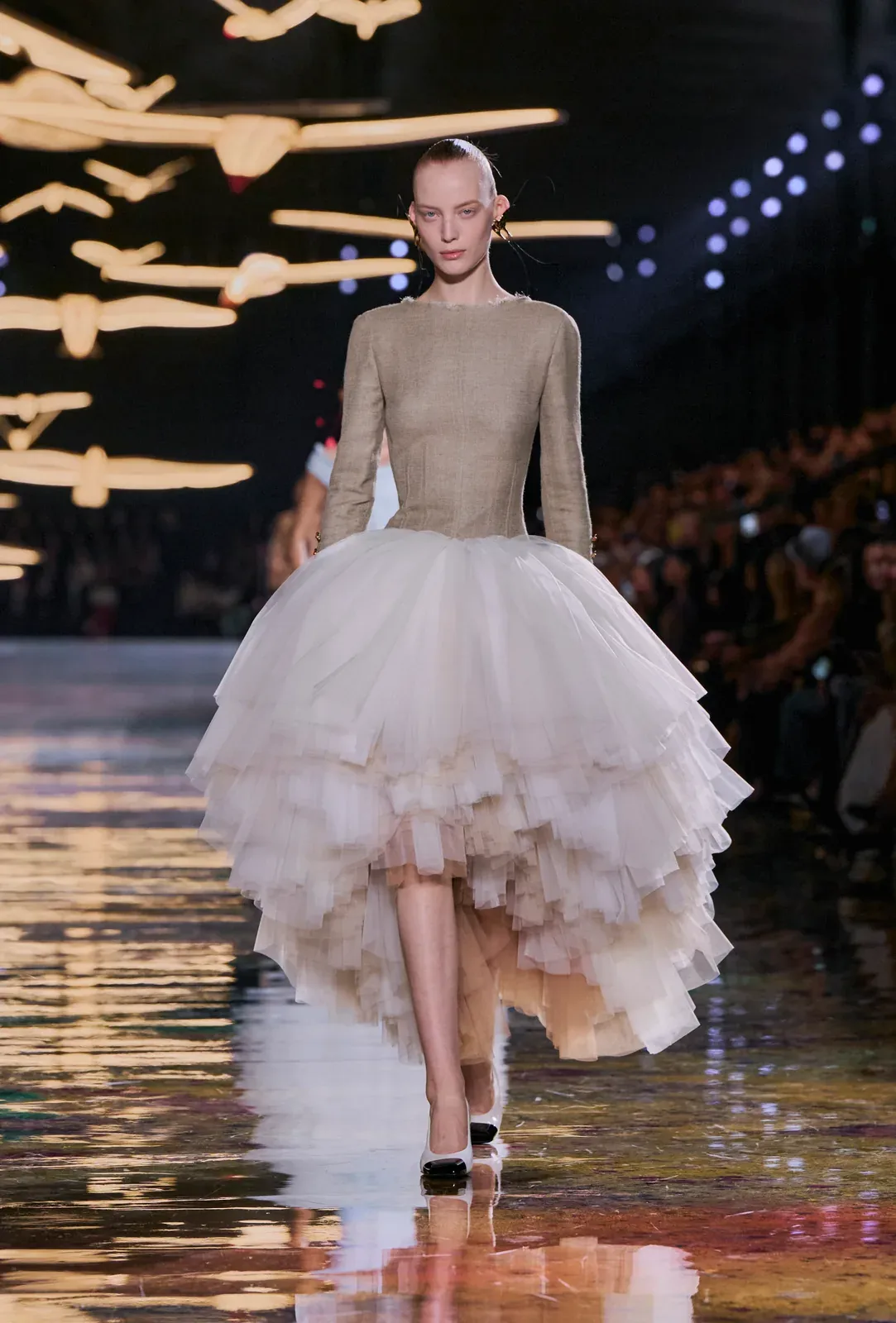 metal-chanel-ss27-09
