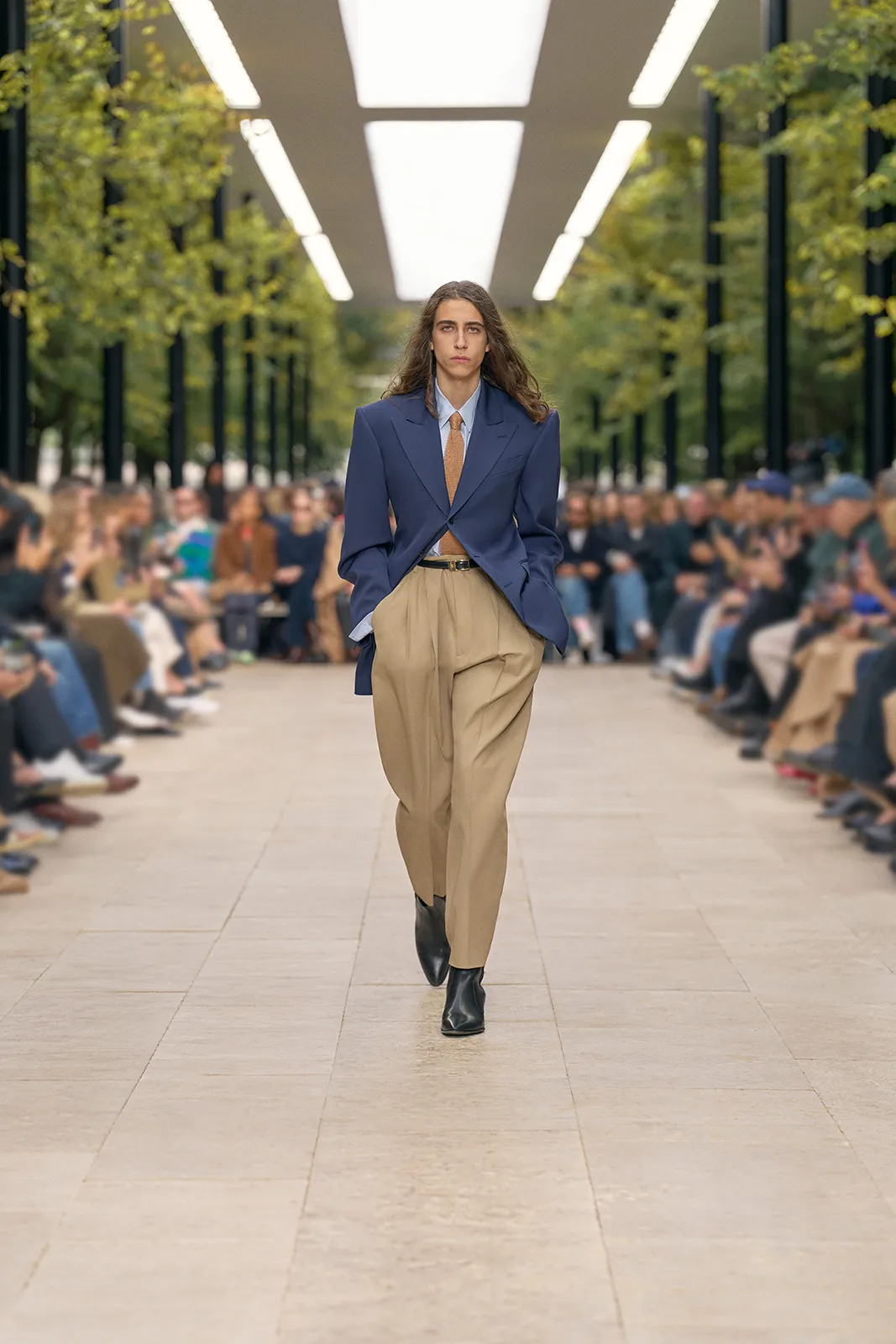 Celine-S26-look-18