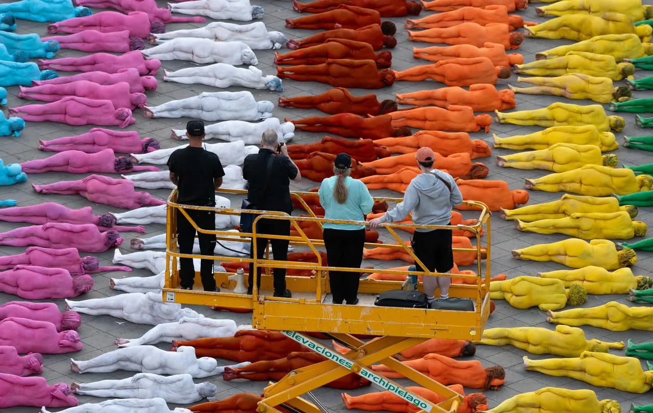 metal-spencer-tunick-edit-07