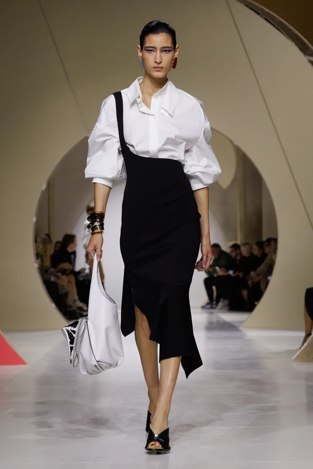 metal-givenchy-ss27-11