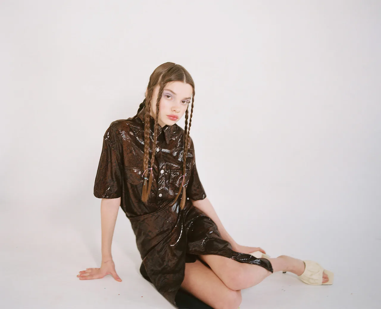 Xanthe Hutchinson Metalmagazine3