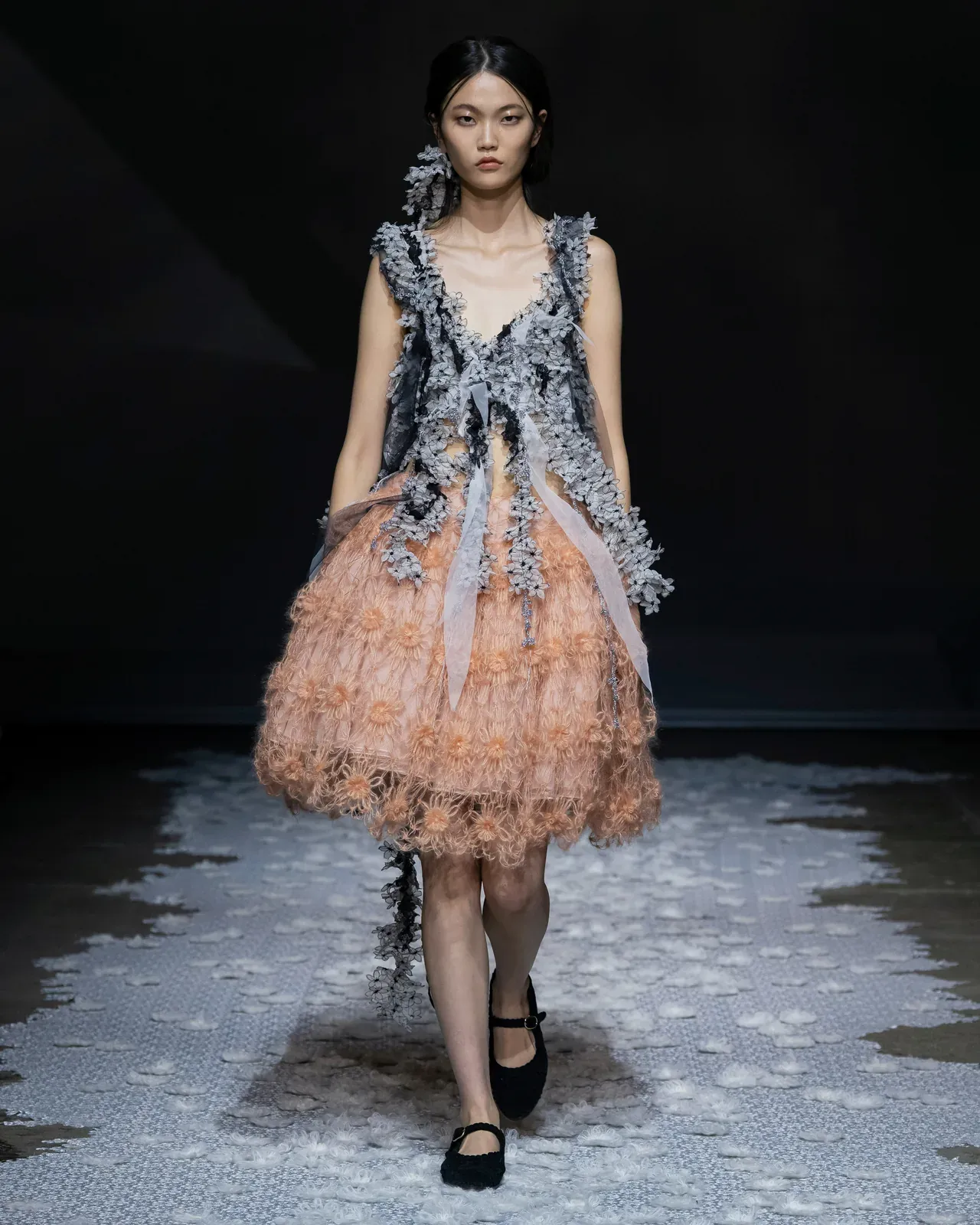 metal-london-fashion-week-ss27-pauline-dujancourt-04