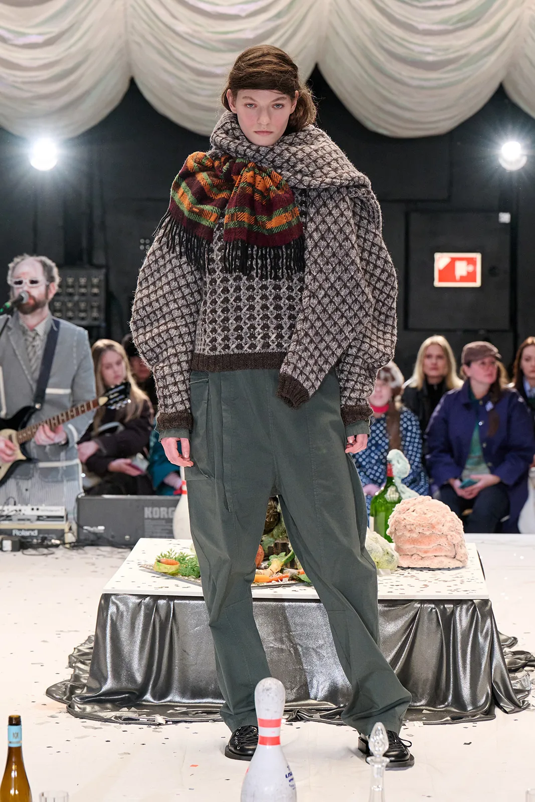 AW25-Copenhagen-Fashion-Week-Henrik-Vibskov-Runway-2x3-James-Cochrane-24